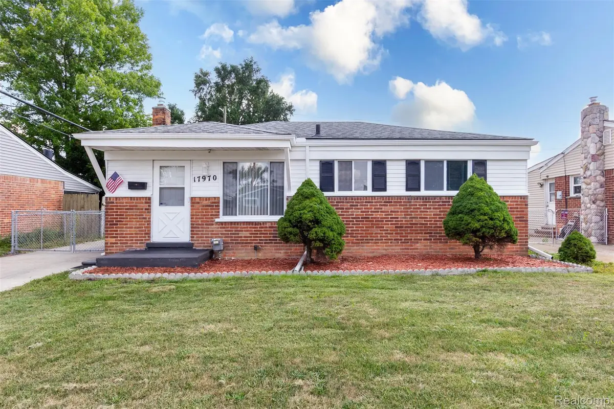 17970 S Wind Drive, Fraser, MI 48026 - #1