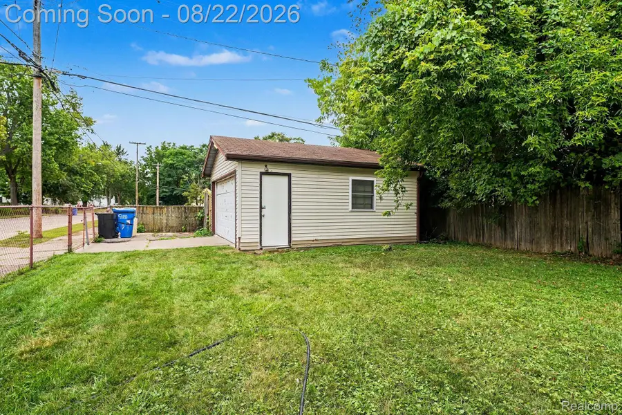 14096 Hendricks Avenue, Warren, MI 48089 - #3