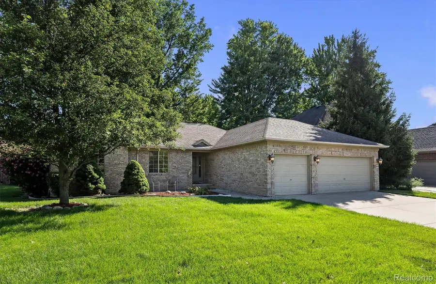 21527 Tangel Drive, Macomb, MI 48044 - #3