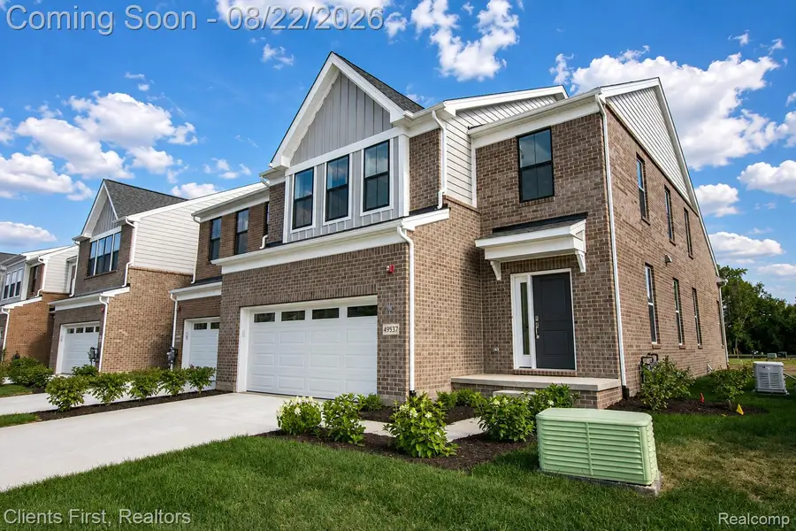 49537 Coldwater Ridge Drive N, Northville, MI 48168 - #2