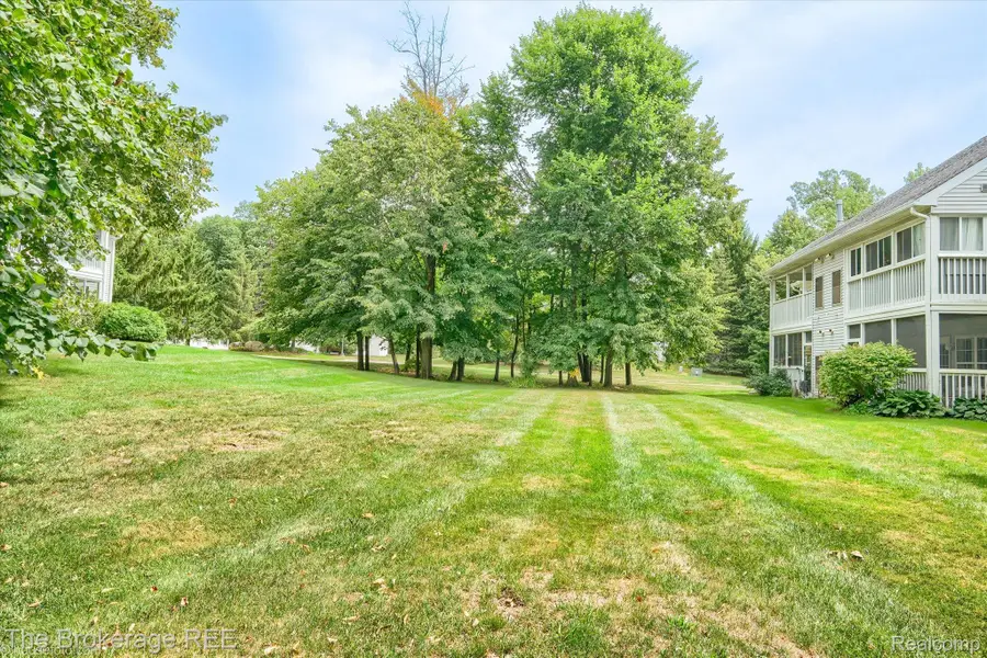 12354 Saint Andrews Way, Fenton, MI 48430 - #3
