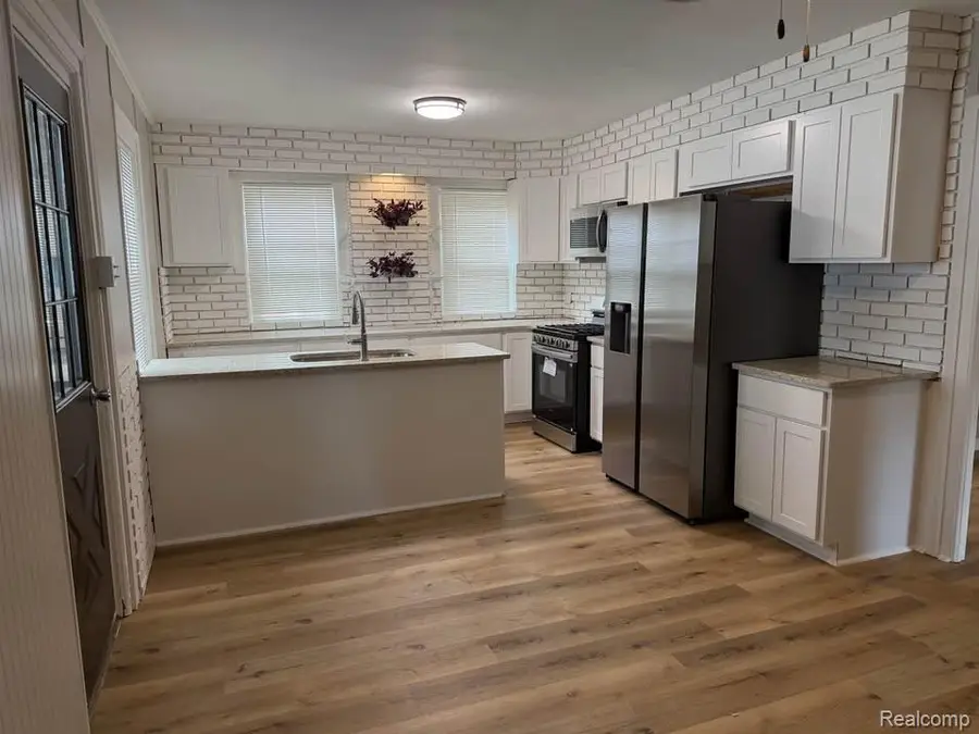 721 W 3rd Street, Monroe, MI 48161 - #2