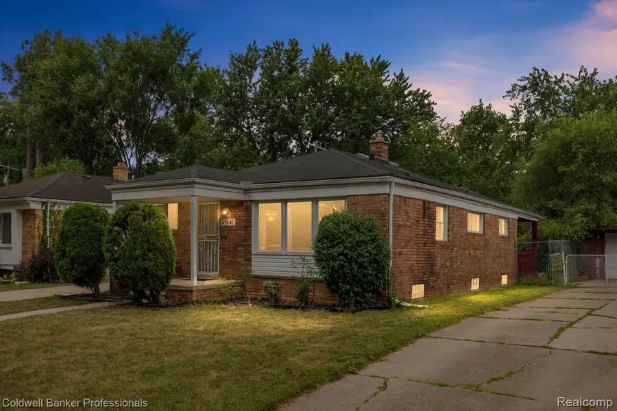 21381 Kipling Street, Oak Park, MI 48237 - #2