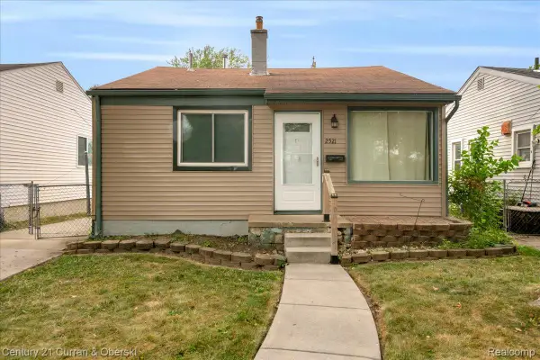 2521 Fisher Street, Melvindale, MI 48122