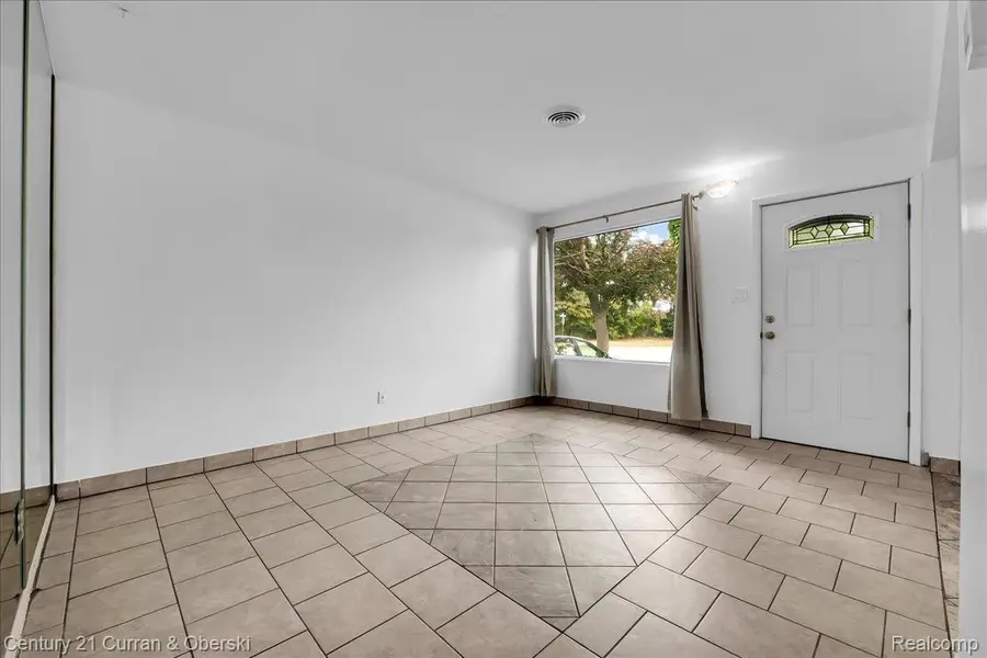 2521 Fisher Street, Melvindale, MI 48122 - #3
