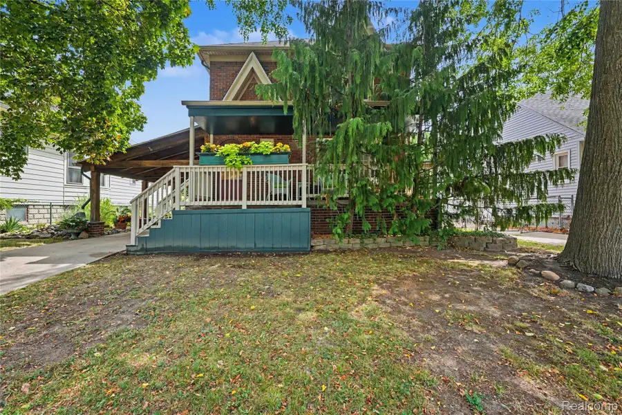 22454 Virginia Avenue, Eastpointe, MI 48021 - #2