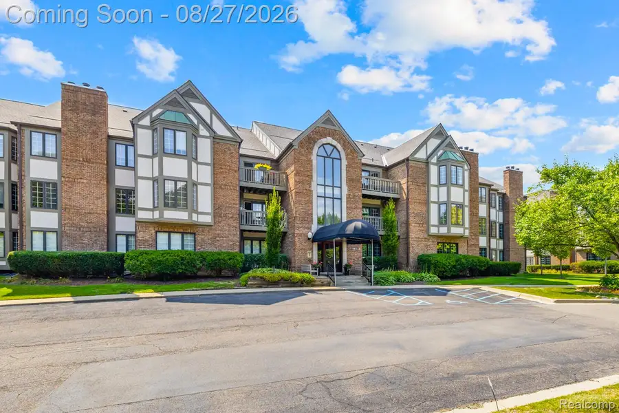 822 Deer Court, Plymouth, MI 48170 - #2