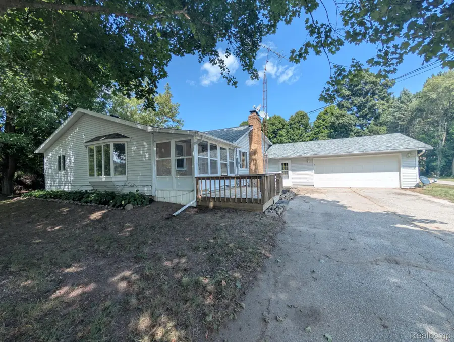 6240 W Wilson Road, Clio, MI 48420 - #2