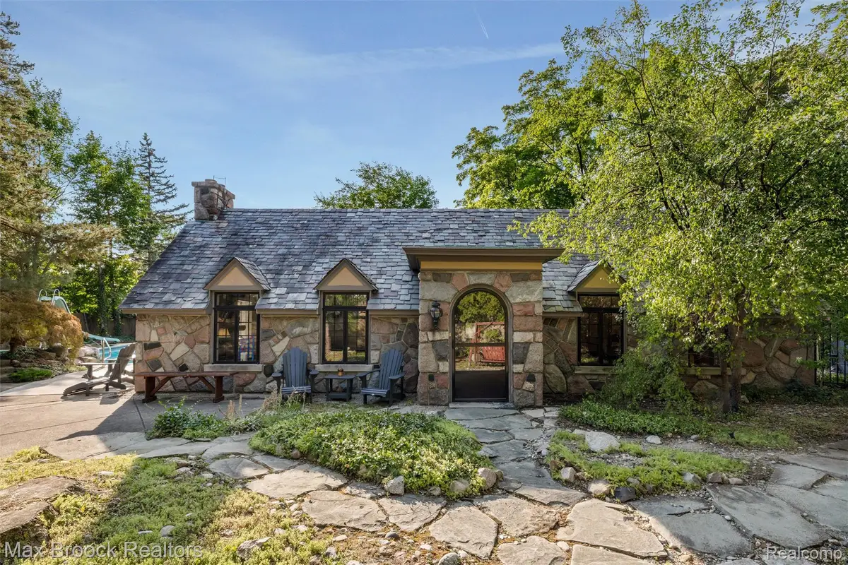 16281 Fairfax Street, Southfield, MI 48075 - #1