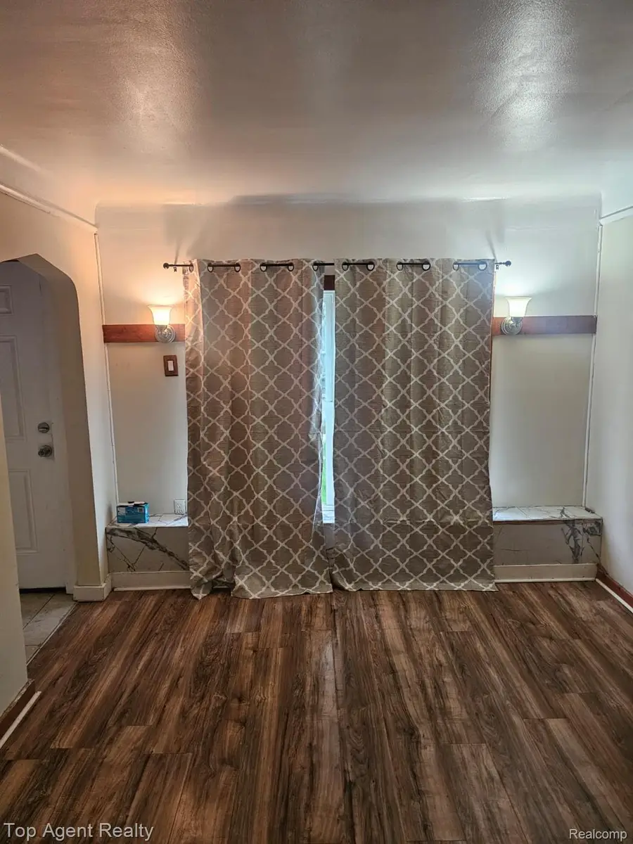 16284 Coram Street, Detroit, MI 48205 - #2