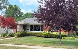 17116 Dunblaine Avenue, BeverlyHills, MI 48025
