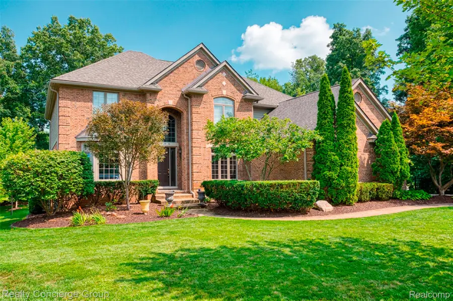 3199 Beach Lake Drive E, Milford, MI 48380 - #2
