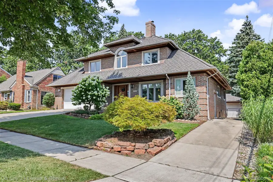 22628 Nash Street, Dearborn, MI 48124 - #2