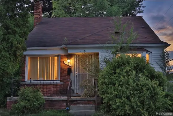 9657 Warwick Street, Detroit, MI 48228