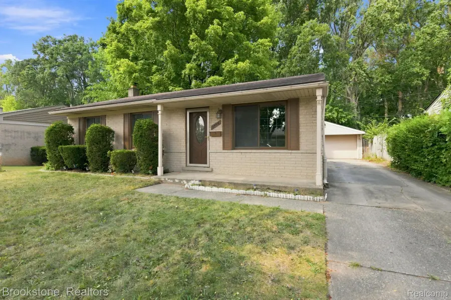 34116 Kennedy Street, Westland, MI 48185 - #2