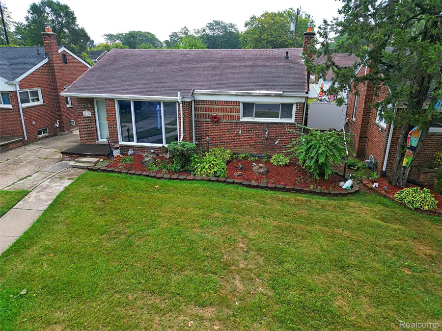 11314 Fenton, Redford, MI 48239 - #2