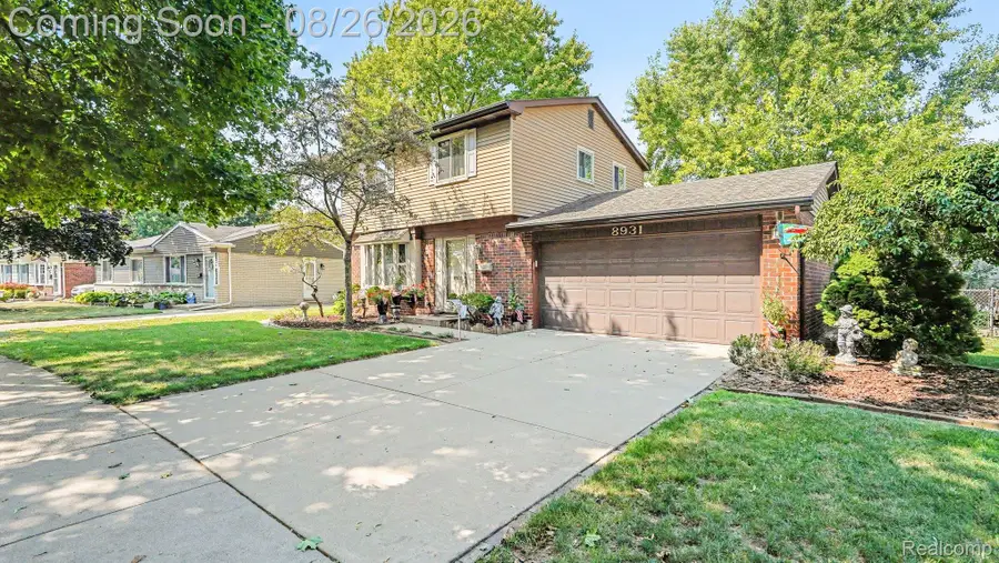 8931 Briarwood Drive, Plymouth, MI 48170 - #3