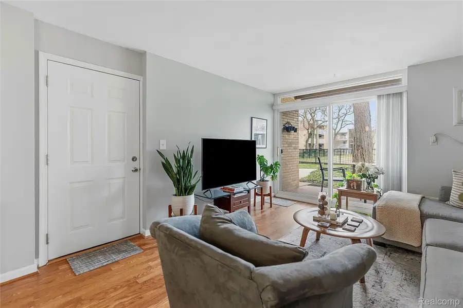 4913 Crooks Road #G1, Royal Oak, MI 48073 - #3
