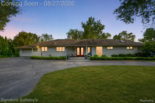 4701 W Maple Road, BloomfieldHills, MI 48301