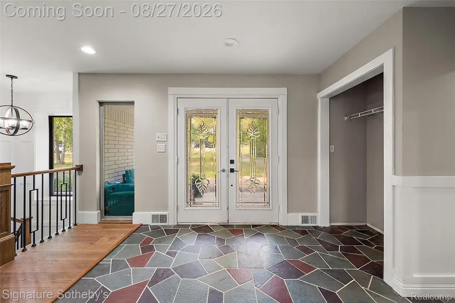 4701 W Maple Road, Bloomfield Hills, MI 48301 - #3