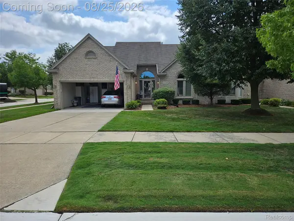20578 Hillsboro Drive, Macomb, MI 48044