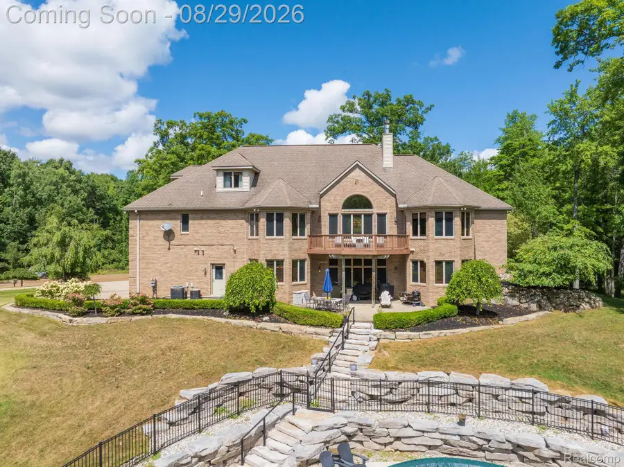 2550 Birch Grove Court, Oxford, MI 48370 - #2