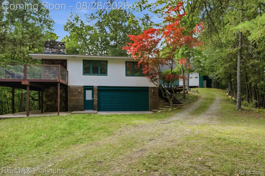 2420 Shagbark, Milford, MI 48380 - #2