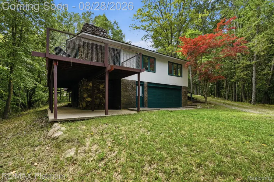 2420 Shagbark, Milford, MI 48380 - #3