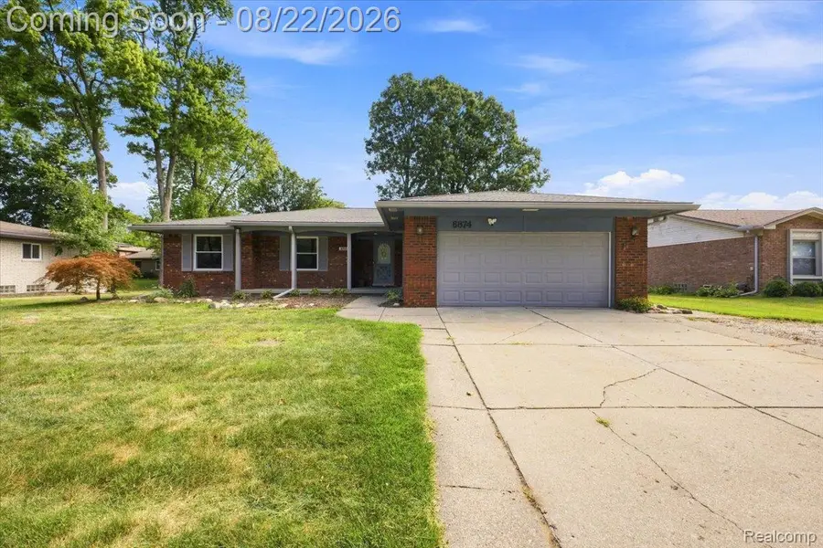 6874 Little Creek Drive, Troy, MI 48085 - #2