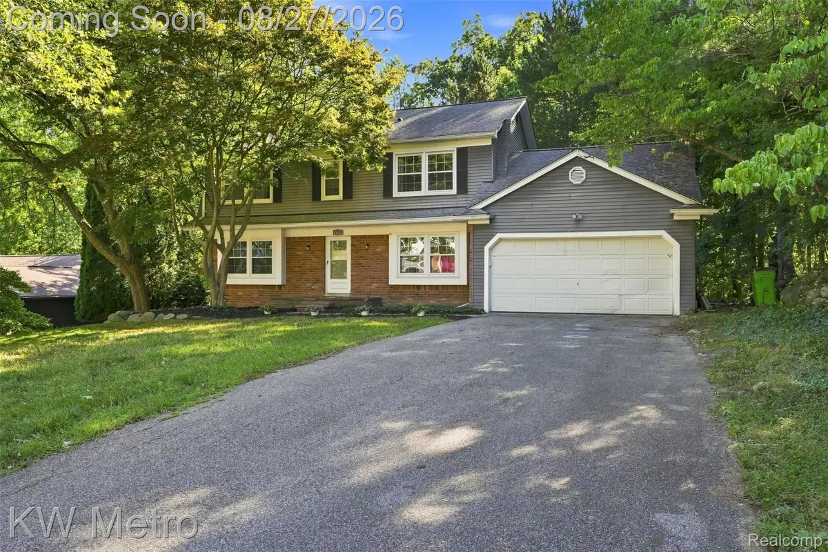 4769 Hardwoods Drive, West Bloomfield, MI 48323 - #1
