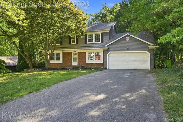 4769 Hardwoods Drive, WestBloomfield, MI 48323