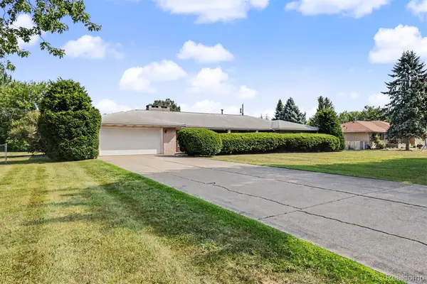 18956 Superior Street, Southgate, MI 48195