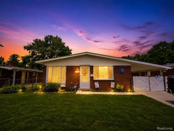 7541 Harrison Street, Westland, MI 48185