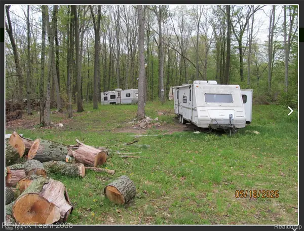 1490 E Cranberry Lake Road, Harrison, MI 48625