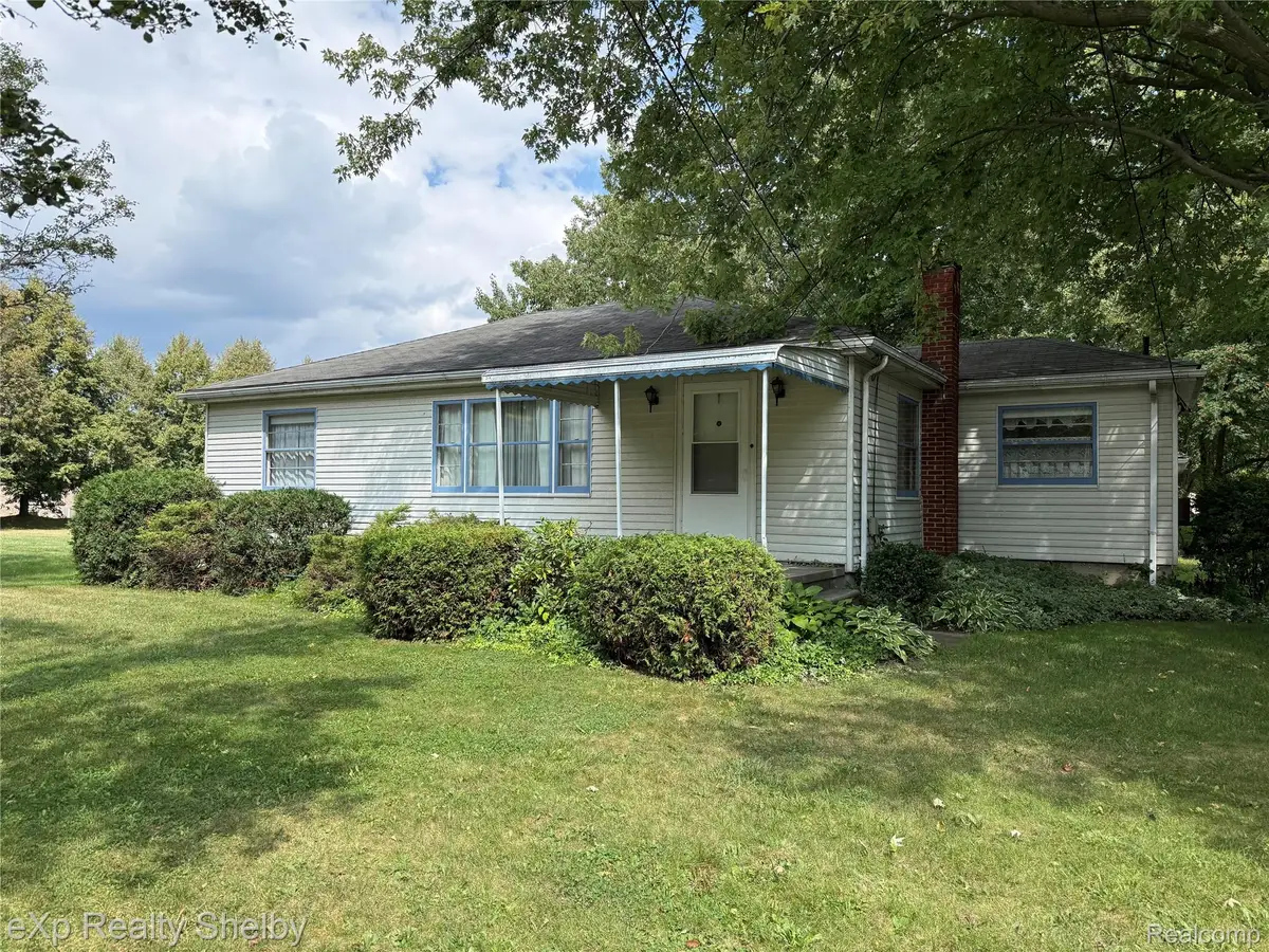 47164 North Avenue, Macomb, MI 48042 - #1