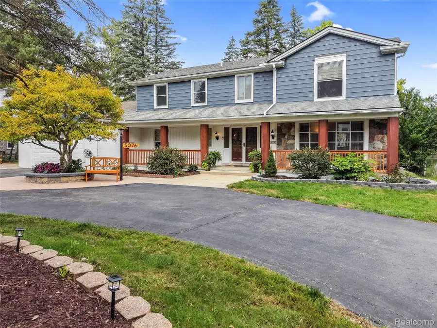 5076 Watergate Road, West Bloomfield, MI 48323 - #3