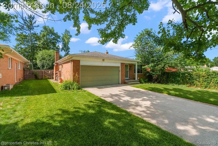 17657 Avilla Boulevard, Lathrup Village, MI 48076 - #3