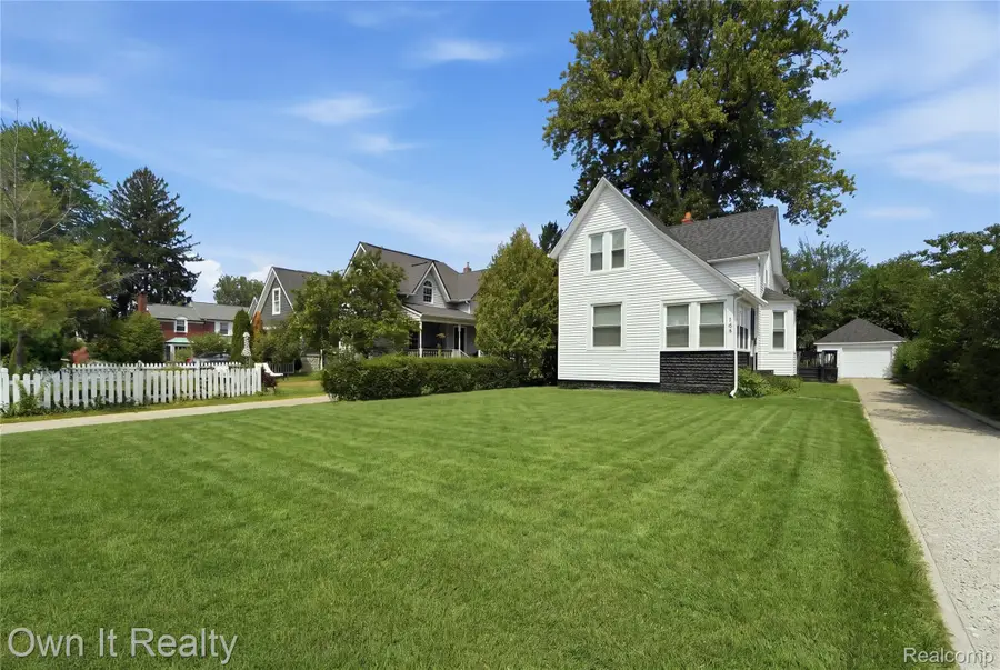 168 Kerby Road, Grosse Pointe Farms, MI 48236 - #3