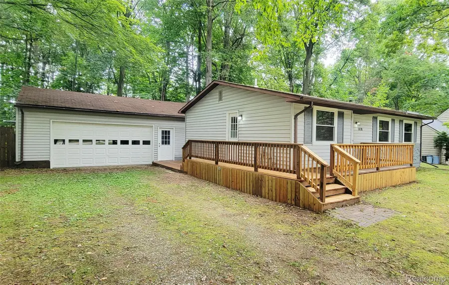 5176 Winchester Pass Road, Lapeer, MI 48446 - #2