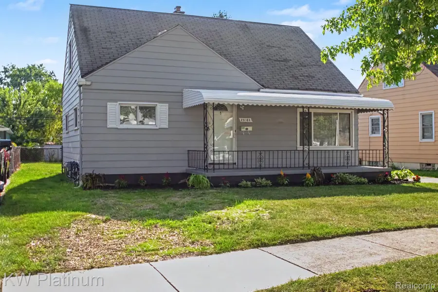 25160 Cole Street, Roseville, MI 48066 - #2