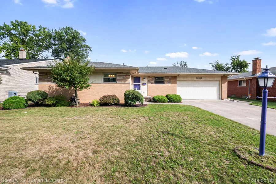 30222 Buckingham Street, Livonia, MI 48154 - #2