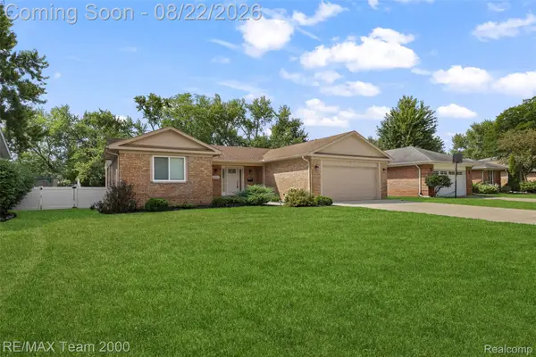 44001 S Umberland Circle, Canton, MI 48187