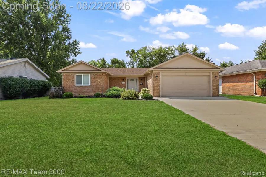 44001 S Umberland Circle, Canton, MI 48187 - #3