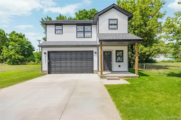 42431 N Walnut Street, ClintonTwp, MI 48036