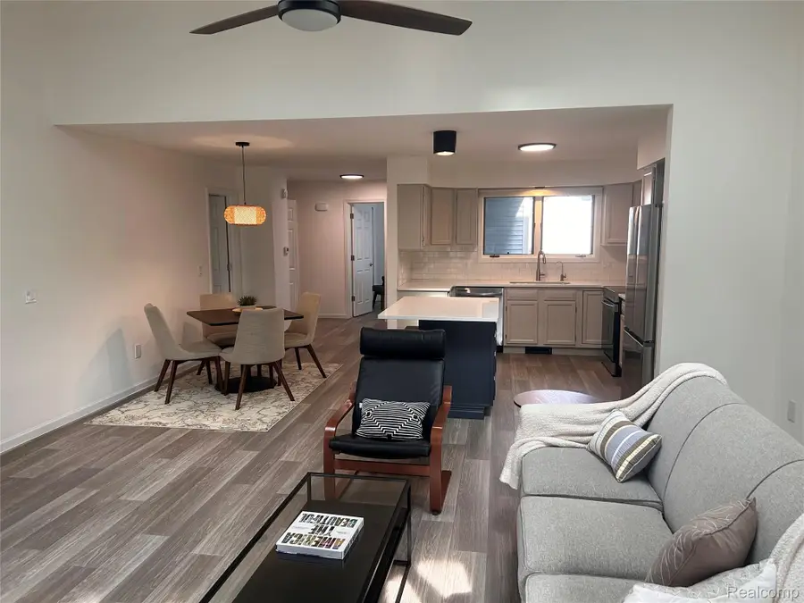 1074 Julie Drive, Davison, MI 48423 - #3