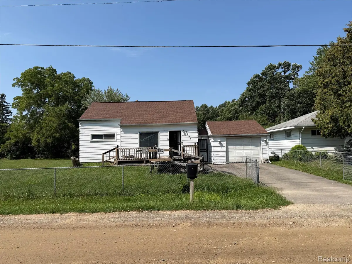 3095 Maywood Drive, Flint, MI 48504 - #1