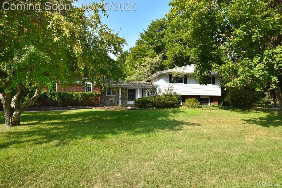 872 Dursley Road, Bloomfield, MI 48304 - #1