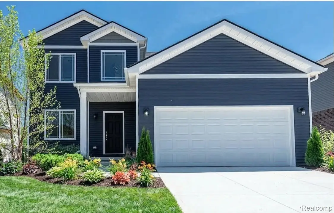 002 Oak Street, Grand Blanc, MI 48439 - #1