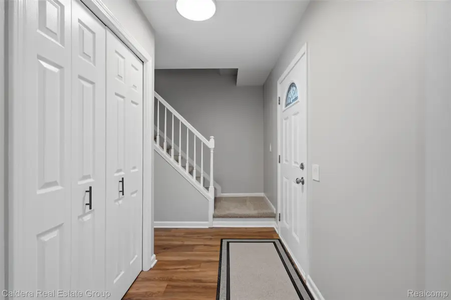 1753 Dawncrest Drive, West Bloomfield, MI 48324 - #3