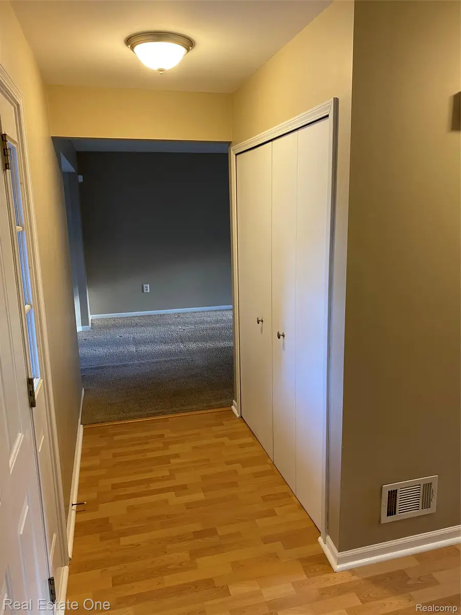 600 Sutten Drive, Canton, MI 48188 - #2